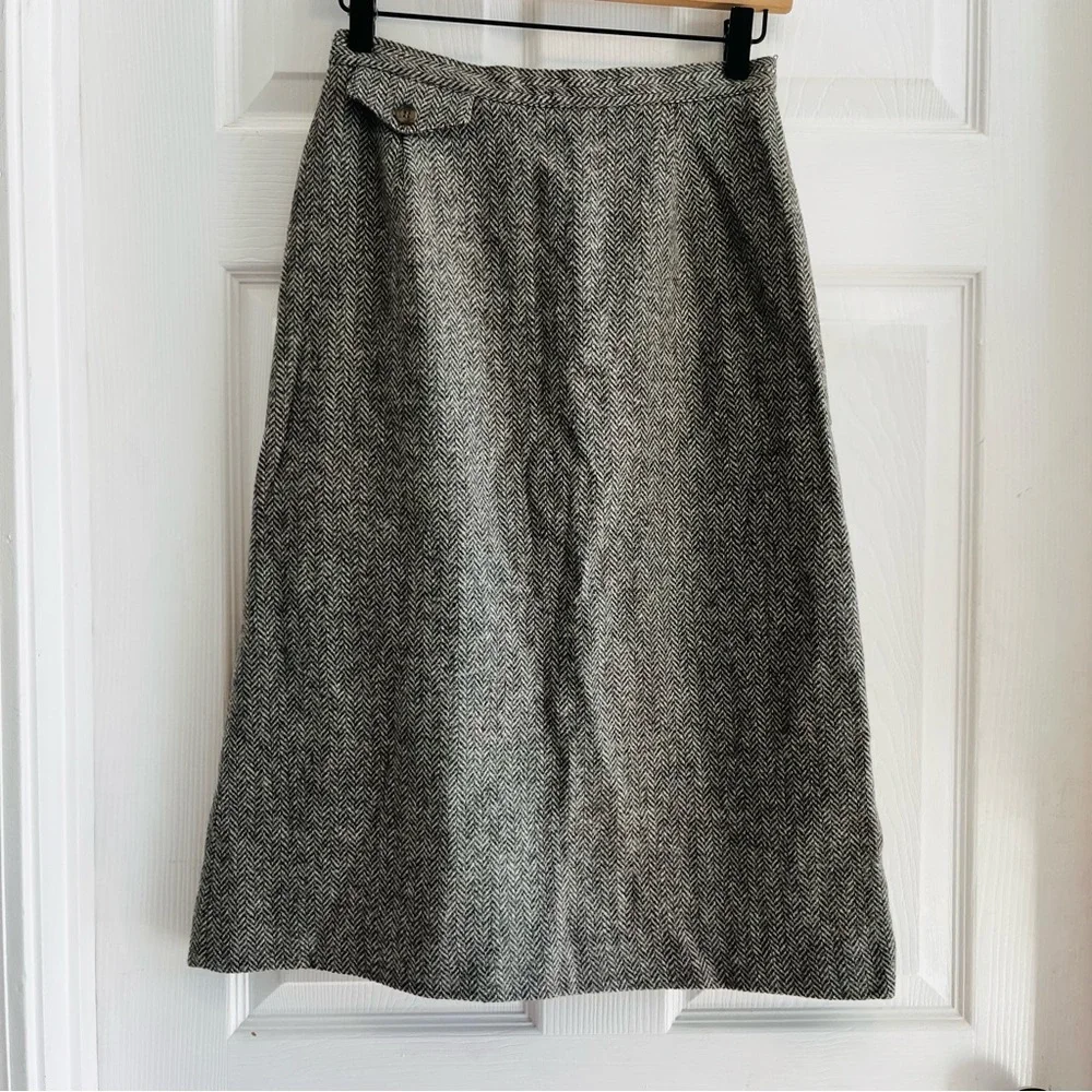 Vintage 70’s\80’s Prestige Boston Classic Gray Wool Blend Herringbone Skirt 10